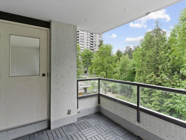 403-9521 Cardston Court, Burnaby, BC, V3N 4R8 - 19