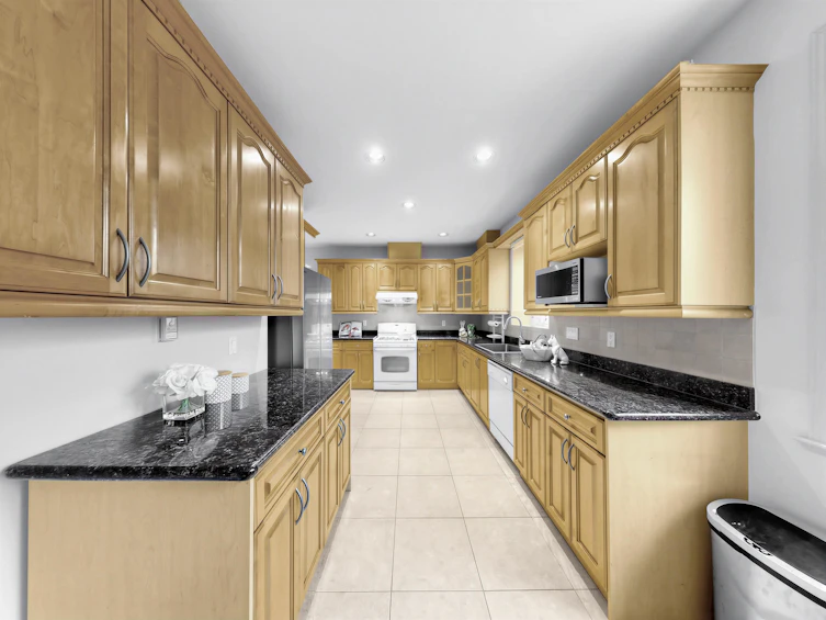 4857 Victory Street, Burnaby, BC, V5J 1S5 - 6