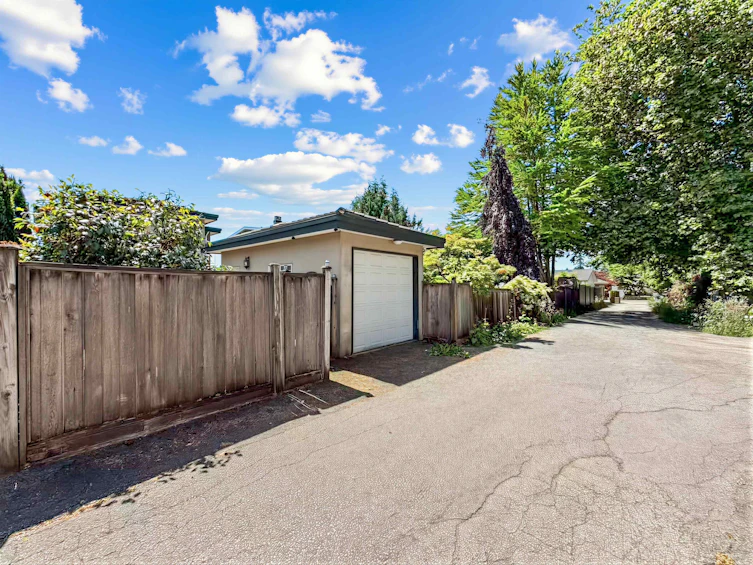4857 Victory Street, Burnaby, BC, V5J 1S5 - 21