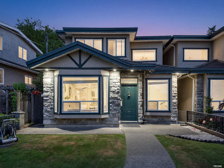 4857 Victory Street, Burnaby, BC, V5J 1S5