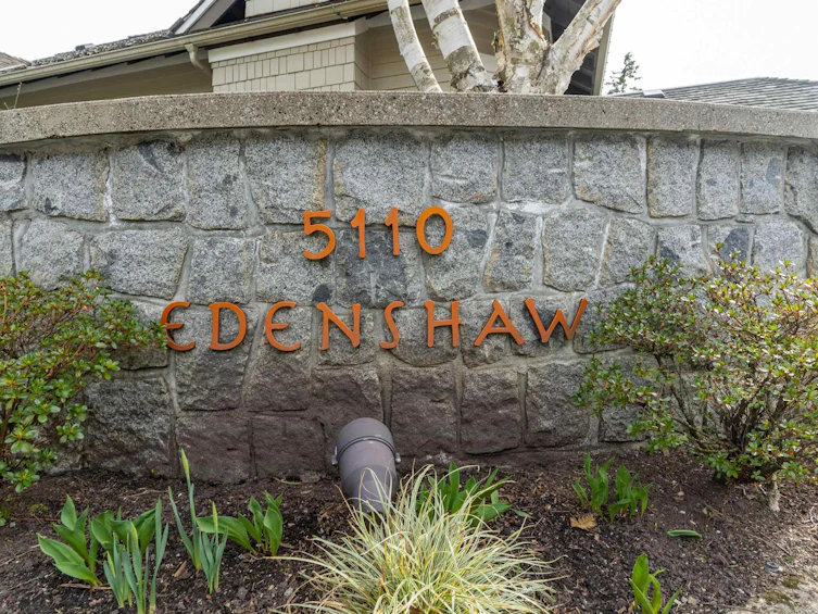 9-5110 Alderfeild Place, West Vancouver, BC, V7W 2W7 - 4
