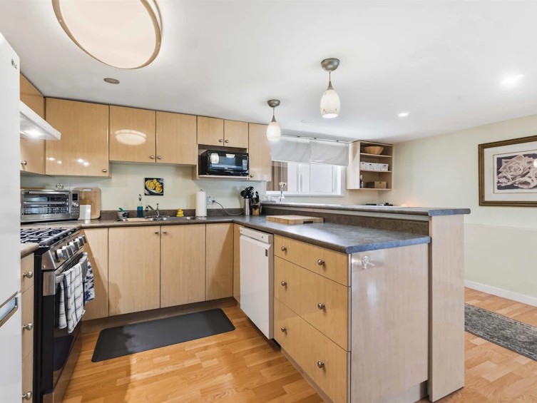 433 W 18th Avenue, Vancouver, BC, V5Y 2A9 - 33
