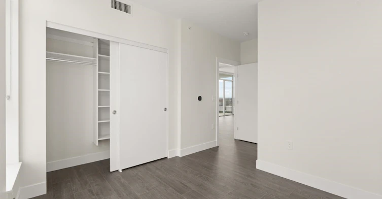 1302-3438 Sawmill Crescent, Vancouver, BC, V5S 0E3 - 8
