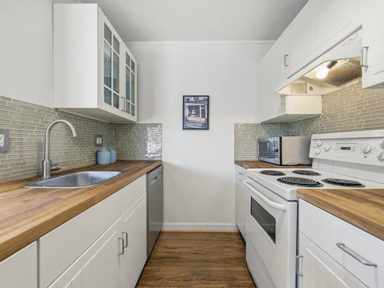 403-570 E 8th Avenue, Vancouver, BC, V5T 1S8 - 4