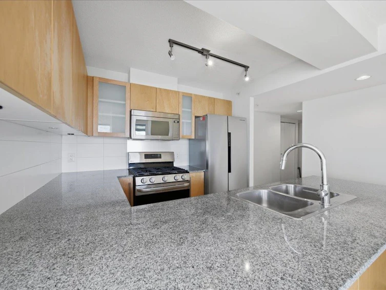 1505-7555 Alderbridge Way, Richmond, BC, V6X 4L3 - 8