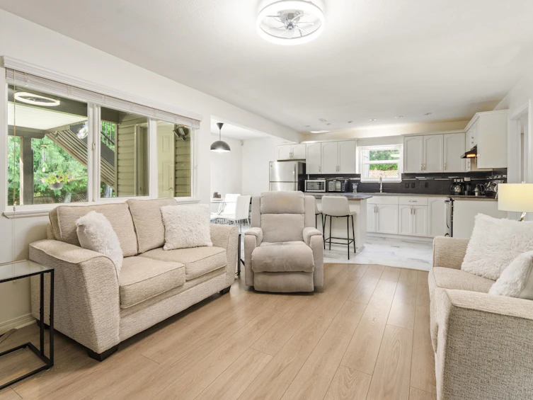 23939 115 Avenue, Maple Ridge, BC, V2W 1X2 - 24