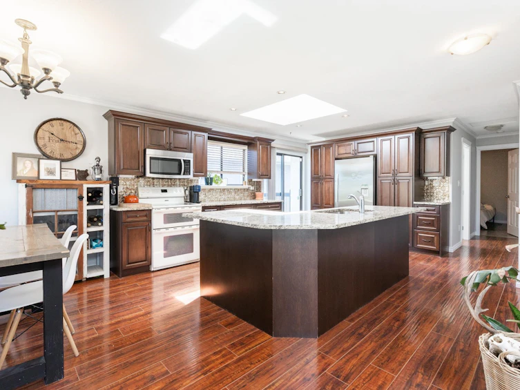 2266 Willoughby Way, Langley, BC, V2Y 1C1 - 5