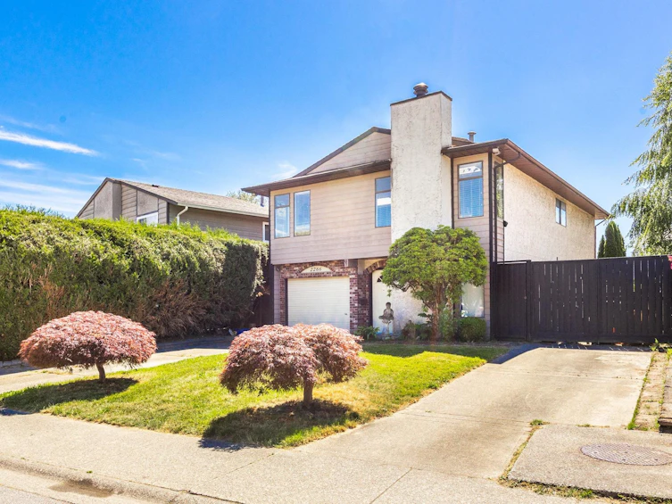 2266 Willoughby Way, Langley, BC, V2Y 1C1 - 3