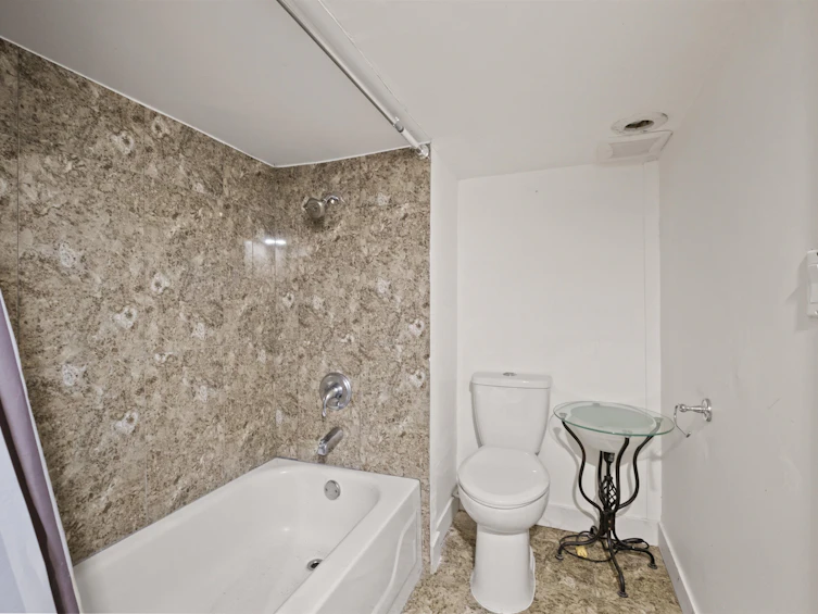 2808 Eastern Avenue, North Vancouver, BC, V7N 1S7 - 26