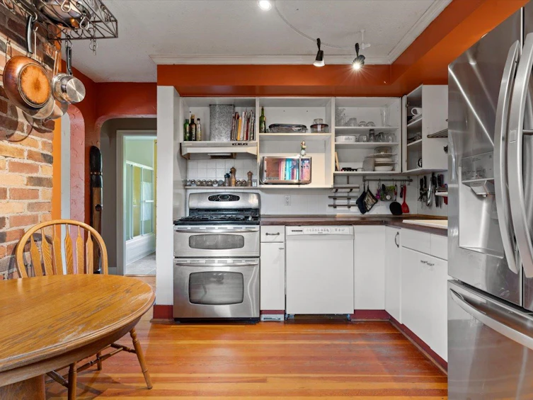 45950 Linzey Road, Cultus Lake, BC, V2R 5A8 - 10