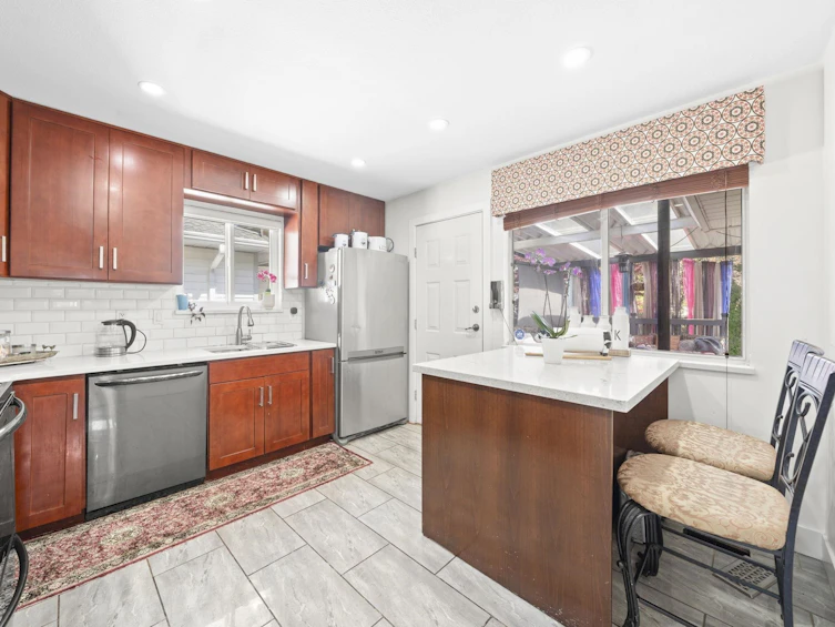 22905 113 Avenue, Maple Ridge, BC, V2X 9S6 - 9