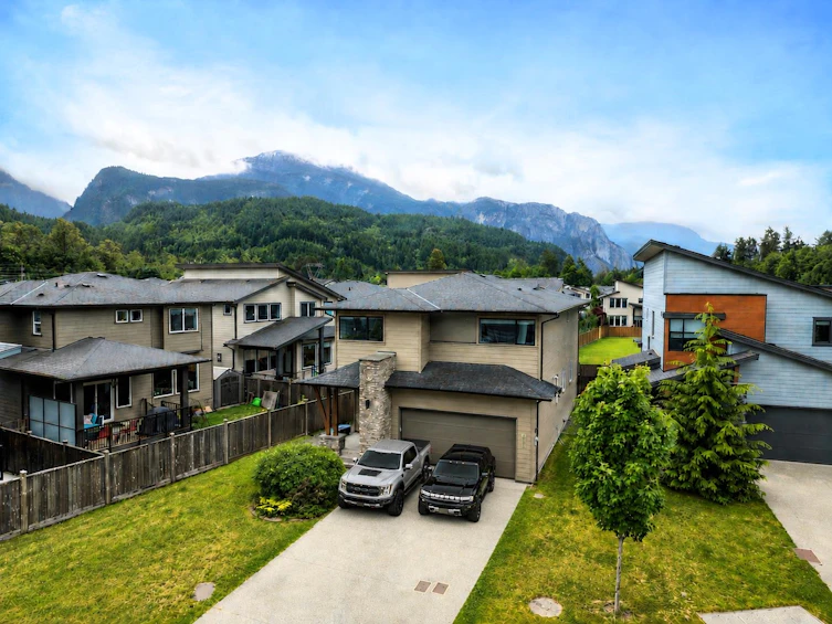 39340 Falcon Crescent, Squamish, BC, V8B 0Y9 - 29