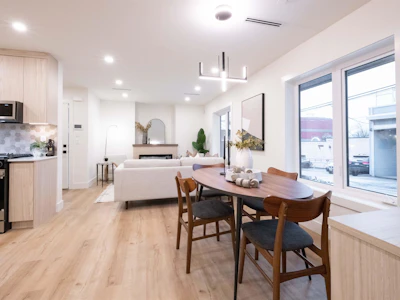 2665 E Pender Street - 2