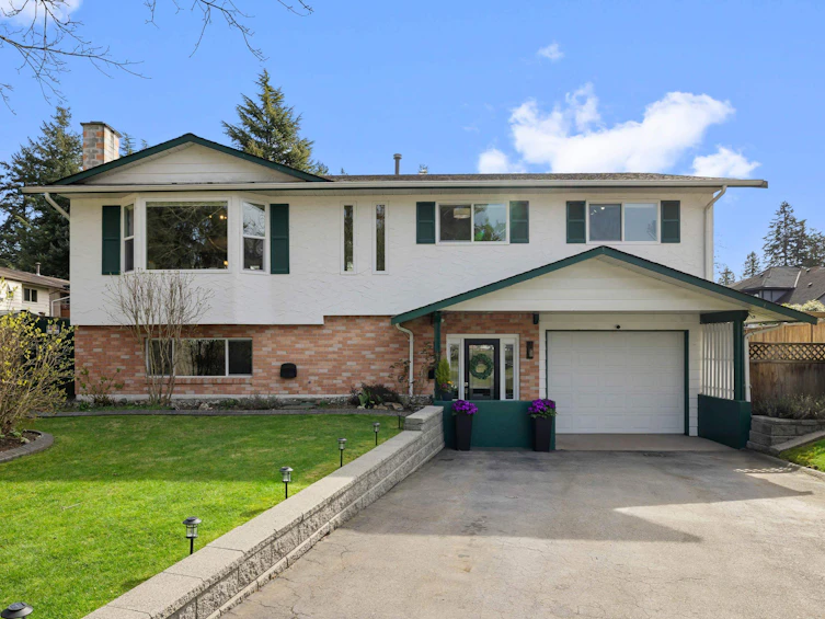 11762 80a Avenue, Delta, BC, V4C 7T9