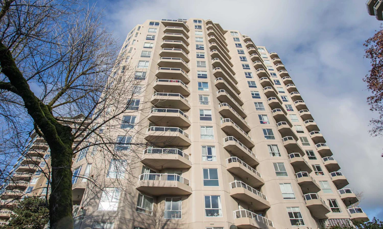 1003-1185 Quayside Drive Drive