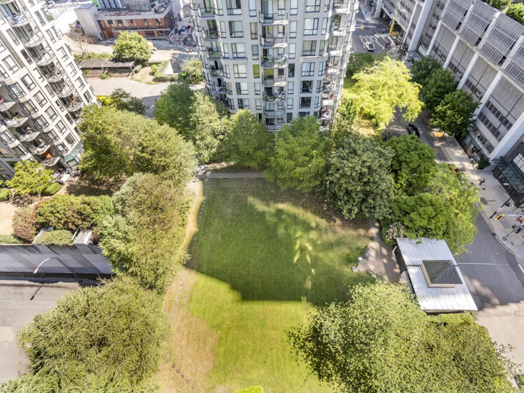 1406-55 Tenth Street, New Westminster, BC, V3M 6R5 - 24