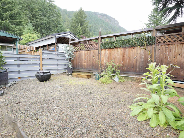 15-30860 Trans Canada Highway, Hope, BC, V0K 2S0 - 27