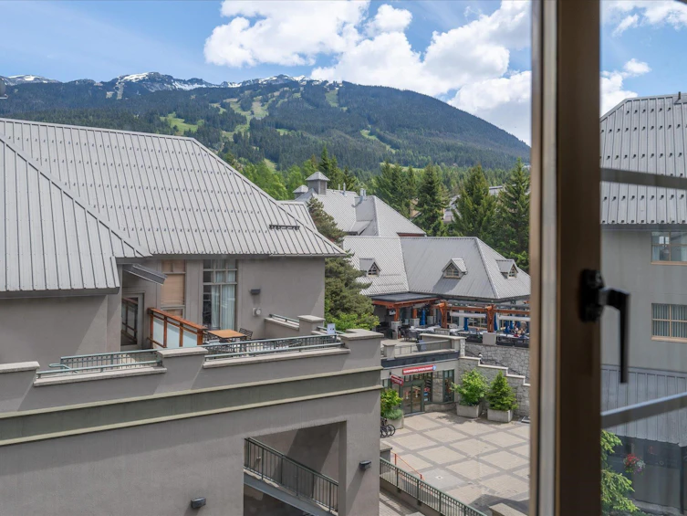 528-4295 Blackcomb Way, Whistler, BC, V8E 0X2 - 11