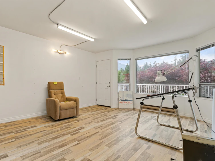 100 Robertson Crescent, Hope, BC, V0X 1L4 - 21