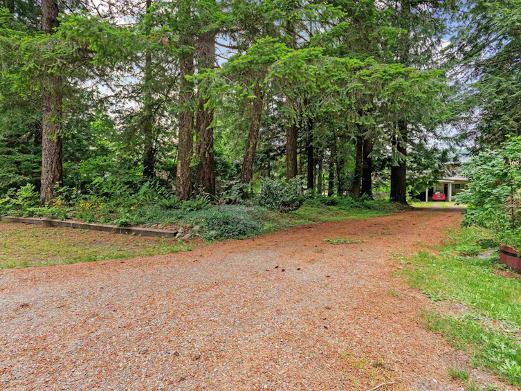 100 Robertson Crescent, Hope, BC, V0X 1L4 - 35
