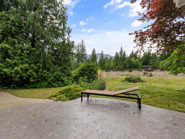 100 Robertson Crescent, Hope, BC, V0X 1L4 - 39
