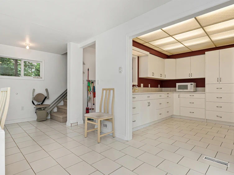 100 Robertson Crescent, Hope, BC, V0X 1L4 - 13