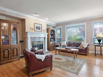 326 E 12th Street - 2