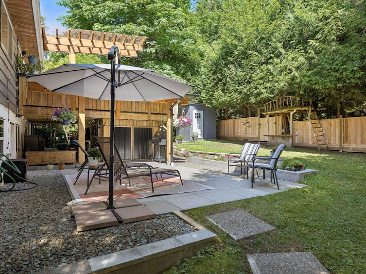 1214 Eastview Road, North Vancouver, BC, V7J 1L6 - 35