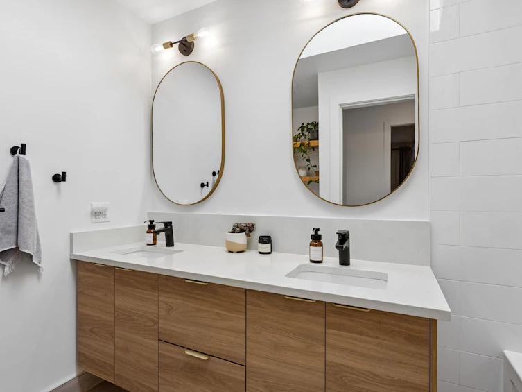 1214 Eastview Road, North Vancouver, BC, V7J 1L6 - 19