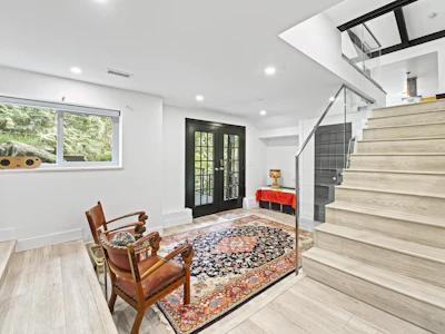 4621 Caulfeild Drive - 5