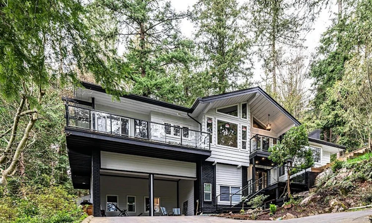 4621 Caulfeild Drive