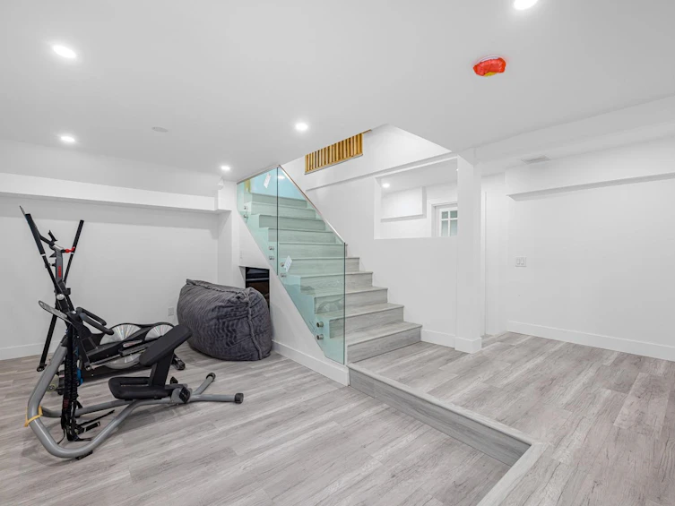 4621 Caulfeild Drive, West Vancouver, BC, V7W 1E9 - 22