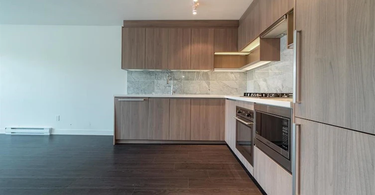 3815-13750 100 Avenue, Surrey, BC, V3T 0L3 - 5