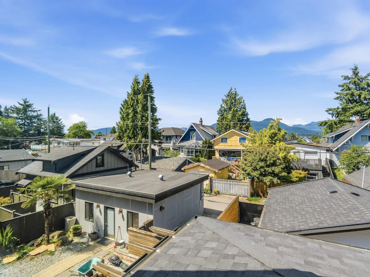 2743 Mcgill Street, Vancouver, BC, V5K 1H4 - 16