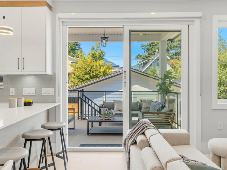 2743 Mcgill Street, Vancouver, BC, V5K 1H4 - 5