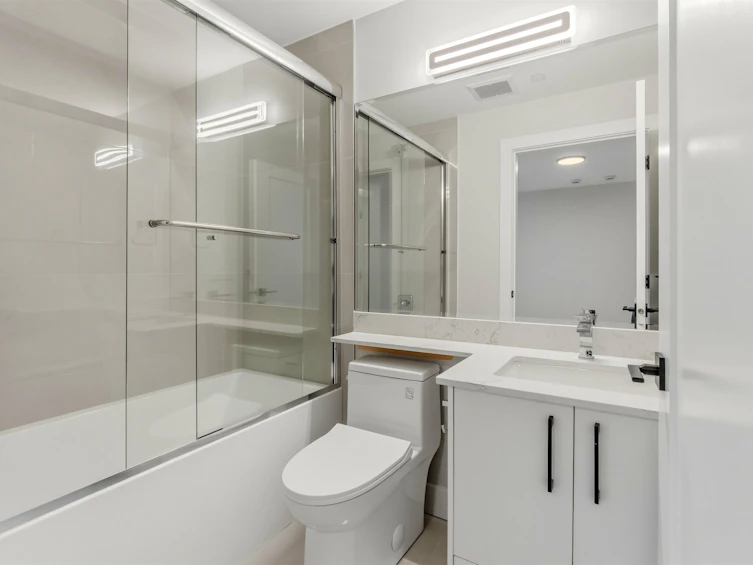 2743 Mcgill Street, Vancouver, BC, V5K 1H4 - 32