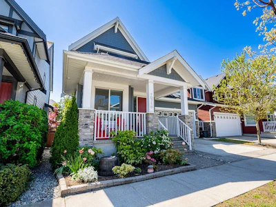 16716 18 Avenue - 3