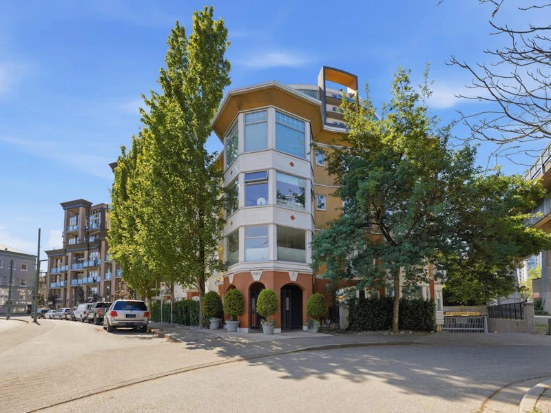 401 - 1562 W 5th Avenue, Vancouver BC V6J 5H9