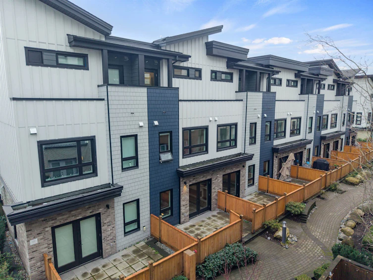 137-535 E 2nd Street, North Vancouver, BC, V7L 1E1 - 2