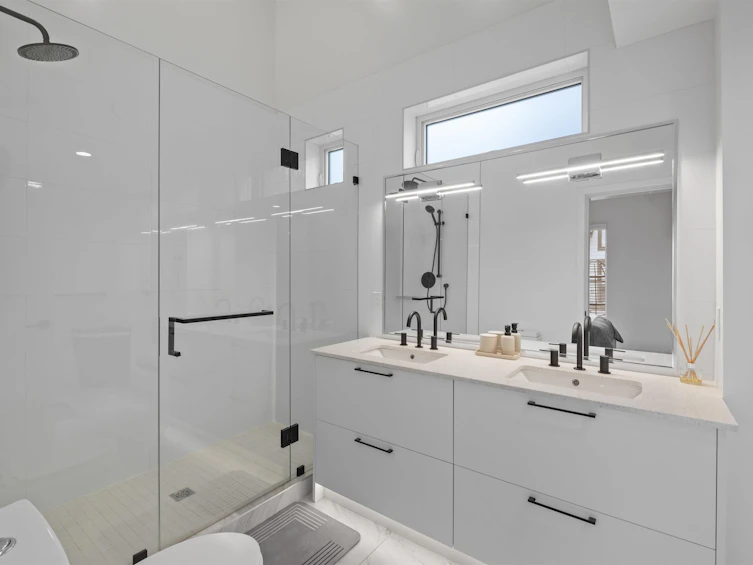 137-535 E 2nd Street, North Vancouver, BC, V7L 1E1 - 14