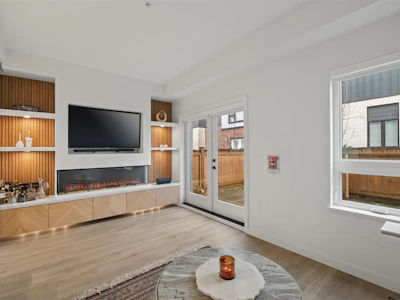 137-535 E 2nd Street - 4