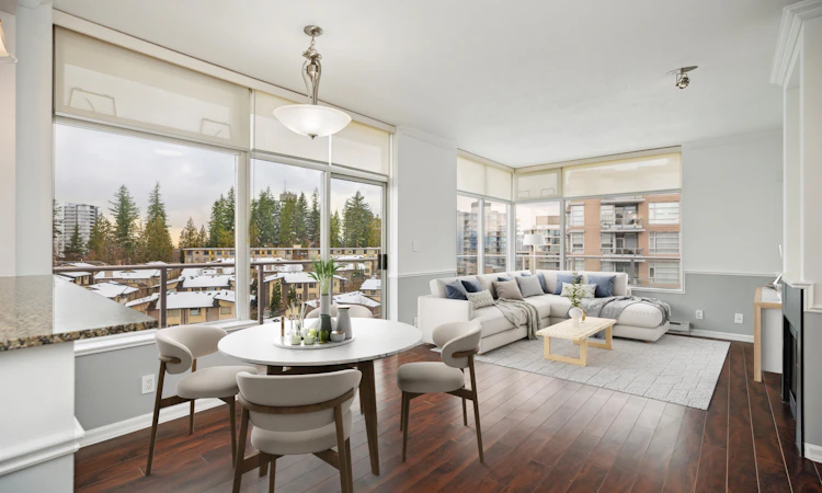 904-9288 University Crescent