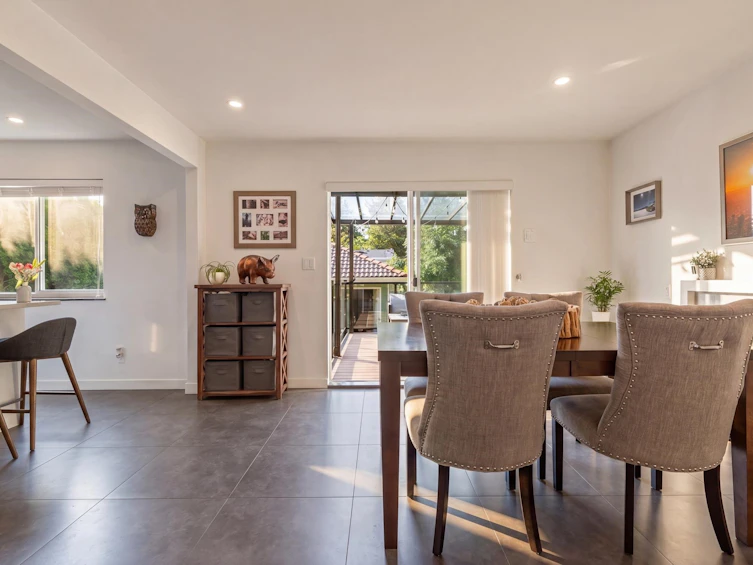 2950 W 15th Avenue, Vancouver, BC, V6K 3A3 - 13