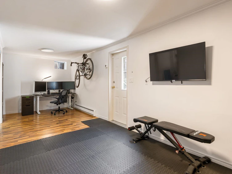 2950 W 15th Avenue, Vancouver, BC, V6K 3A3 - 22