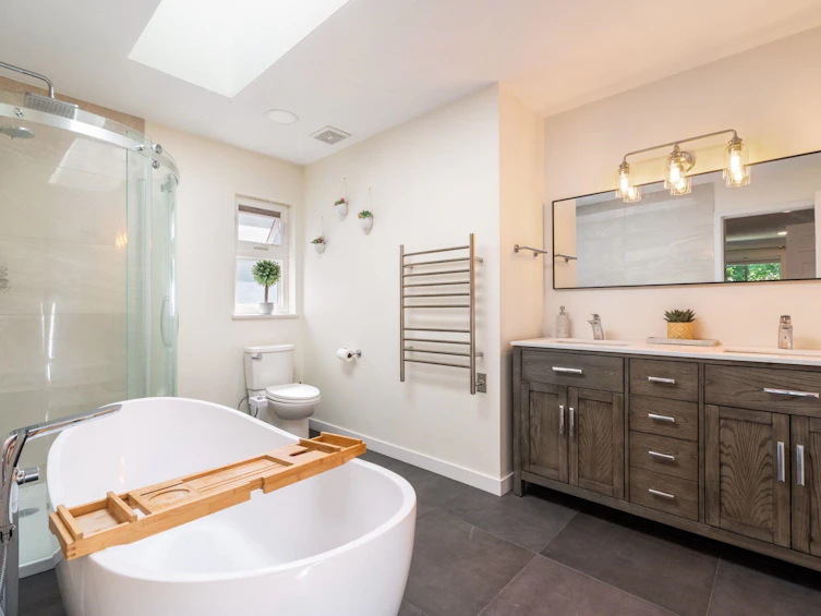 2950 W 15th Avenue, Vancouver, BC, V6K 3A3 - 18