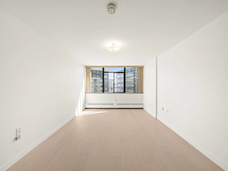 1002-6651 Minoru Boulevard, Richmond, BC, V6Y 1Z2 - 18