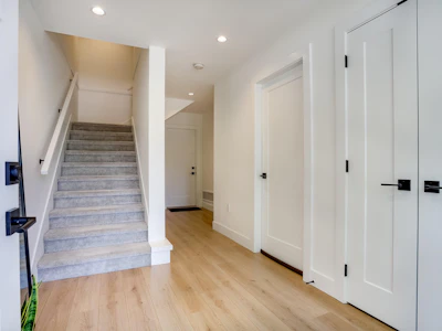 26-15030 28 Avenue - 2