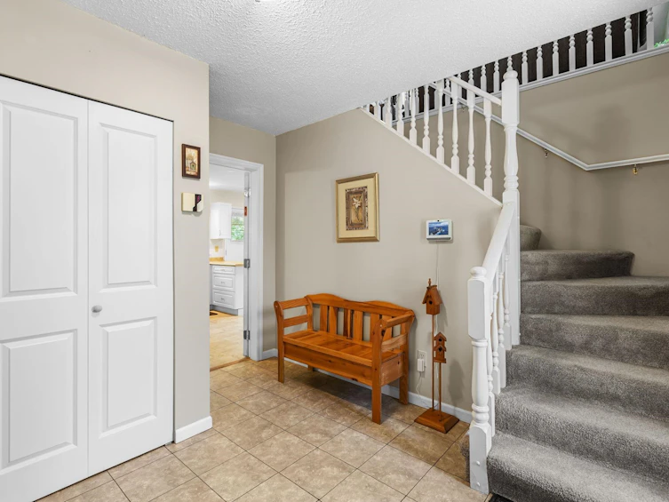 19949 51 Avenue, Langley, BC, V3A 7P2 - 2