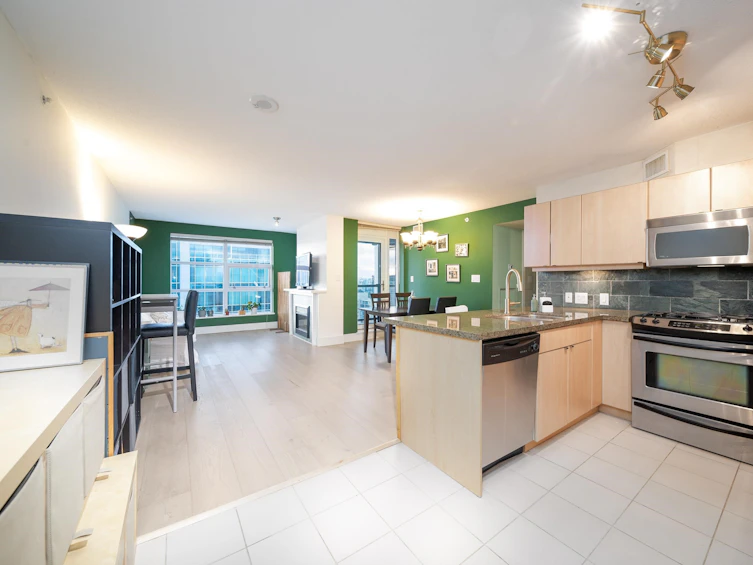 1709-6068 No. 3 Road, Richmond, BC, V6Y 4M7 - 13