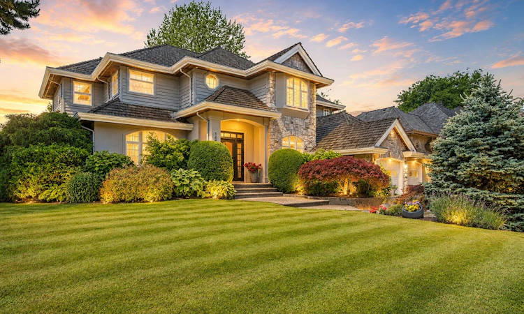 16105 Morgan Creek Crescent